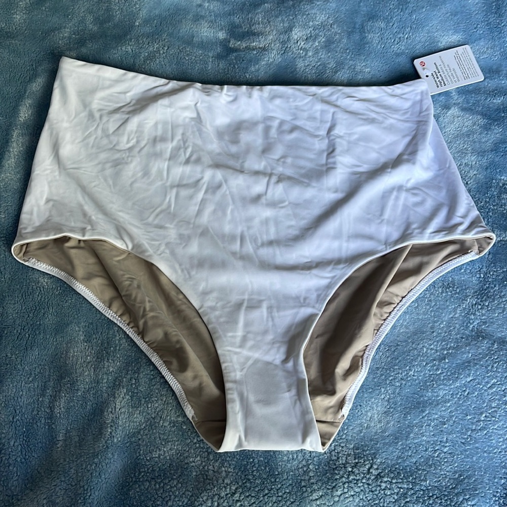 NWT Lululemon, high waist swim bottoms, size XL
